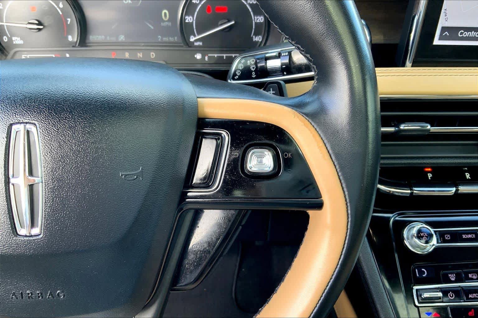 Used 2020 Lincoln Corsair Reserve image 21