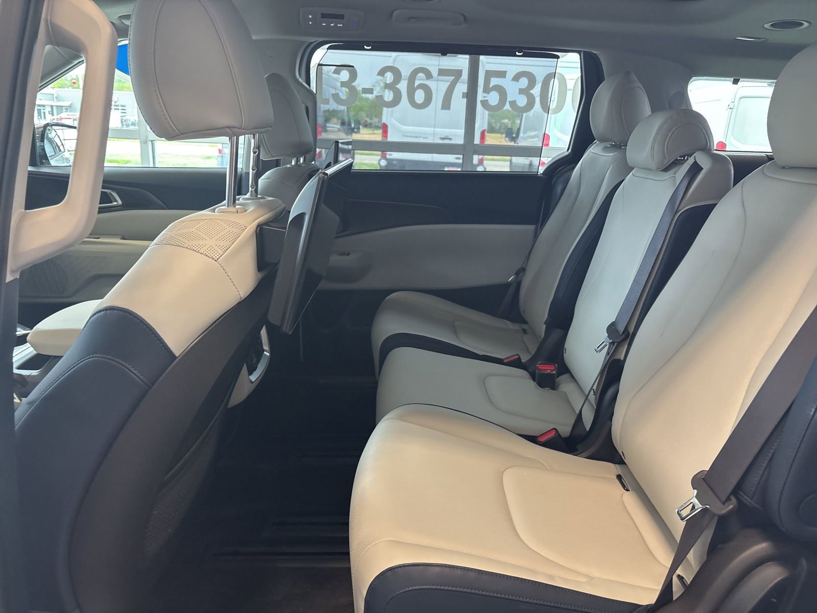 New 2025 Kia Carnival SX image 10