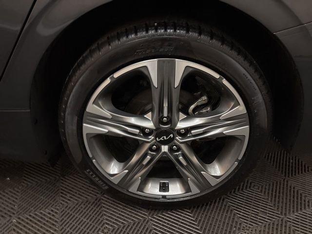Used 2023 Kia K5 EX image 25