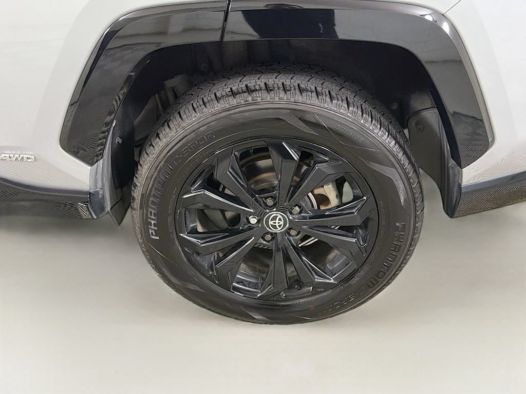 Used 2022 Toyota RAV4 SE AWD/4WD image 28
