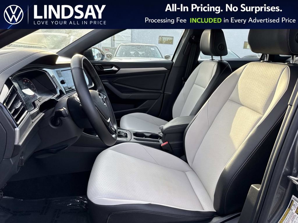 Used 2020 Volkswagen Jetta R-Line w/ R-Line Cold Weather Package image 10