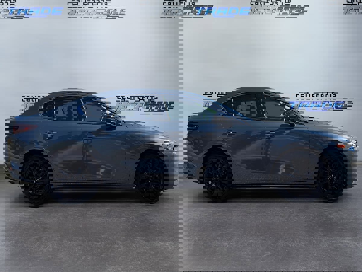 Used 2023 MAZDA MAZDA3 s image 4