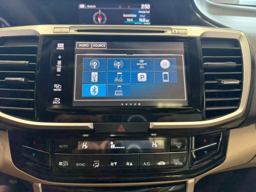 Used 2017 Honda Accord EX-L image 43