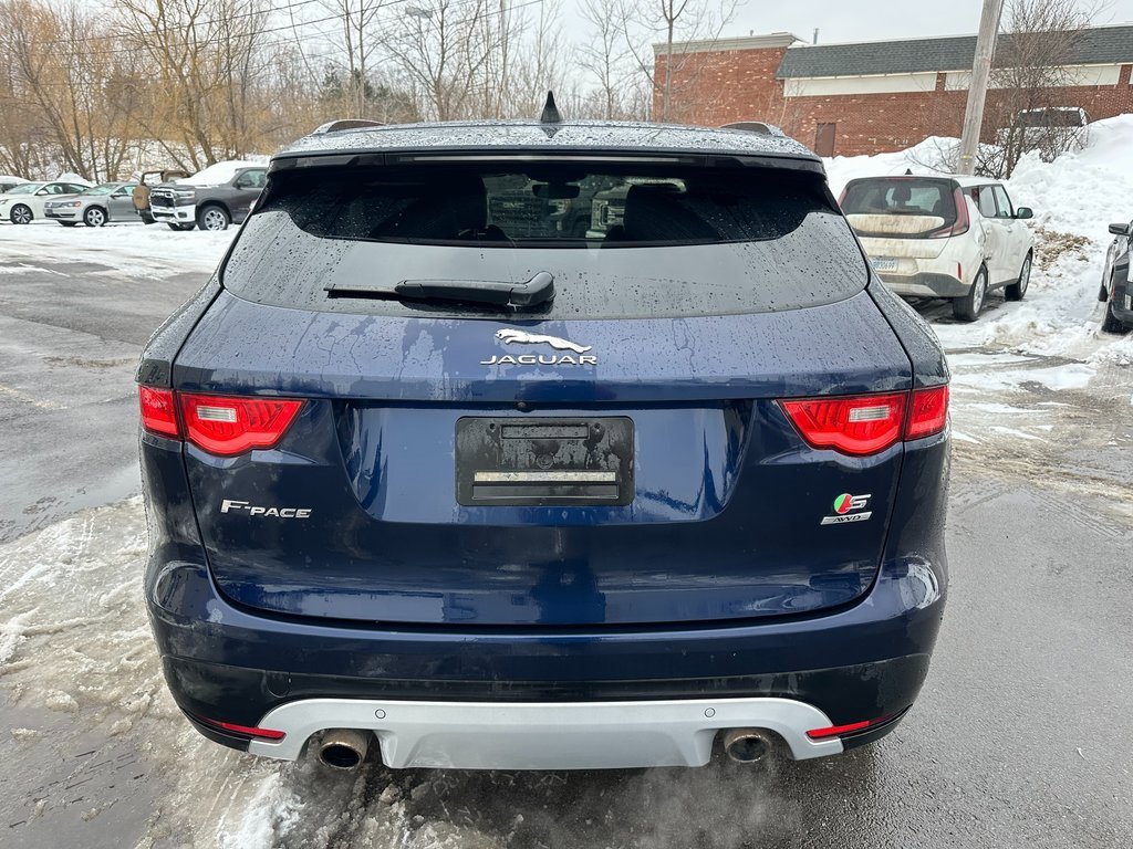 Used 2020 Jaguar F-PACE S image 14