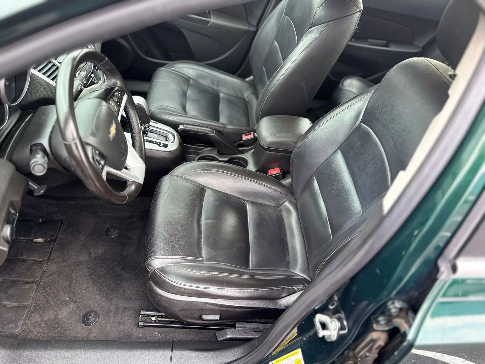 Used 2015 Chevrolet Cruze LT image 11