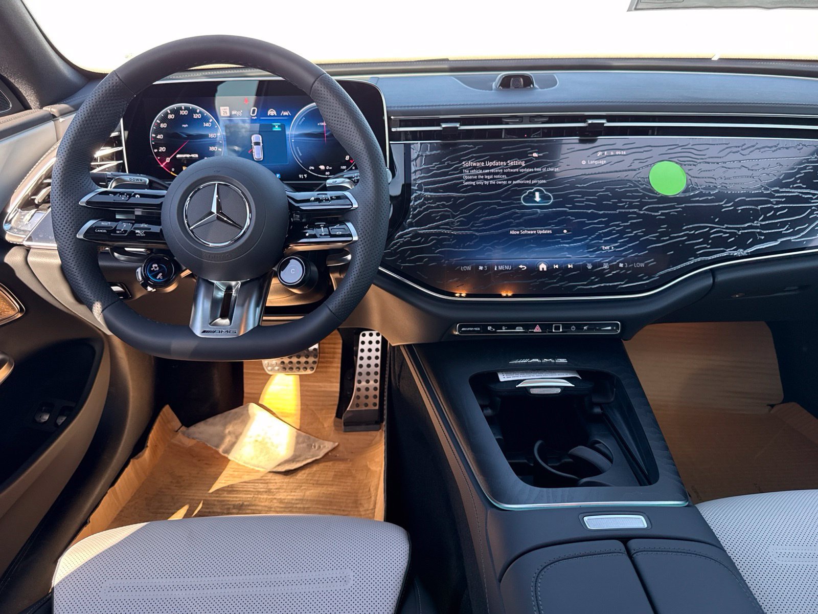 New 2026 Mercedes-Benz E 53 AMG e 4MATIC Wagon image 27