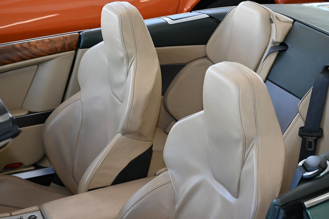 Used 2006 Aston Martin DB9 Volante RWD image 18
