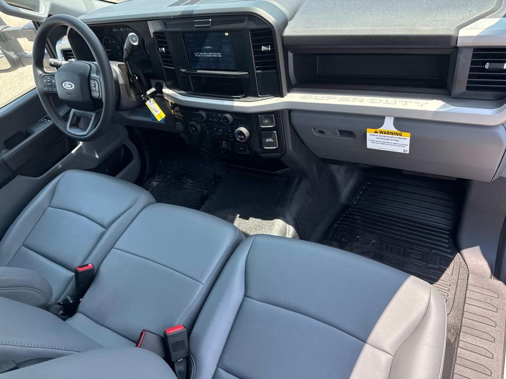 New 2025 Ford F350 XL w/ XL Chrome Package image 23