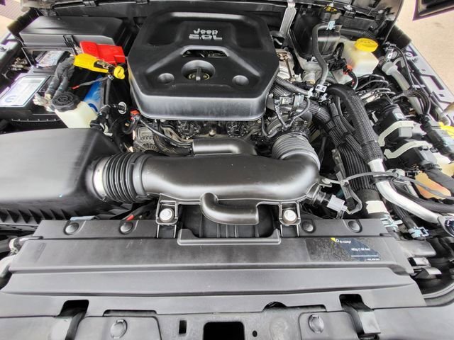 Used 2021 Jeep Wrangler Unlimited Sport AWD/4WD image 11