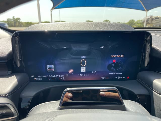 Used 2025 Lincoln Aviator Reserve w/ Equipment Group 201A AWD/4WD image 11