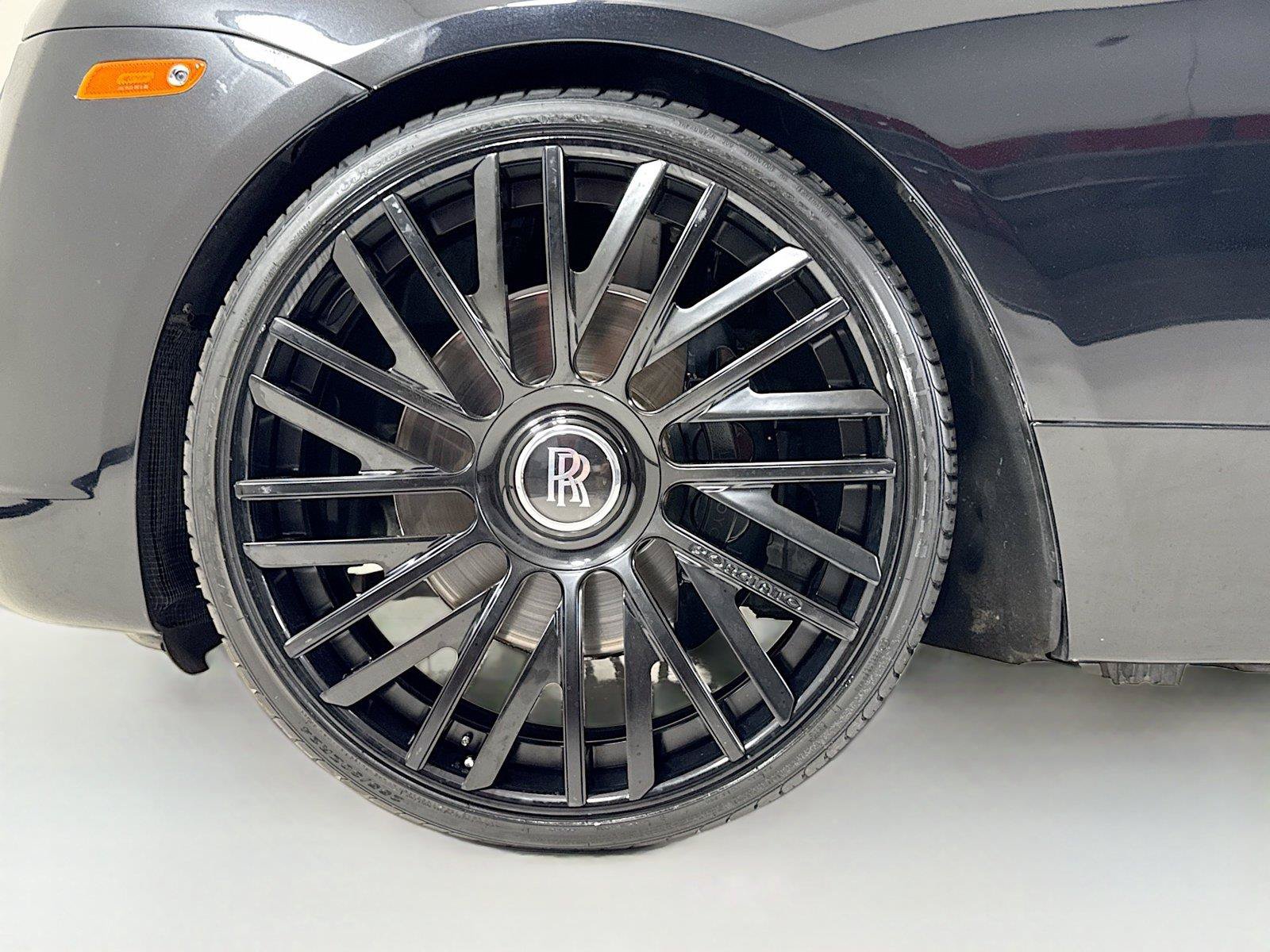 Used 2014 Rolls-Royce Wraith RWD image 34