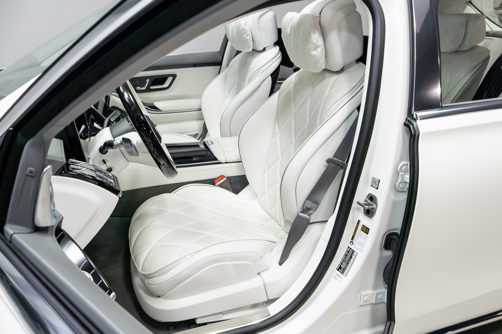 Used 2023 Mercedes-Benz Maybach S 680 4MATIC image 7
