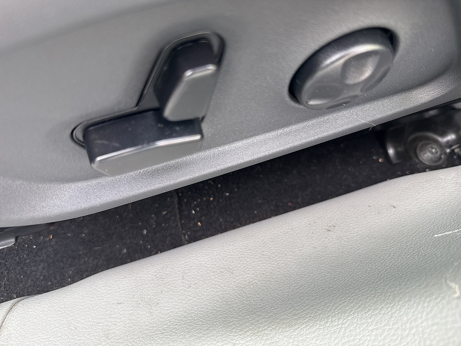 Used 2019 Jeep Compass Latitude w/ Popular Equipment Group AWD/4WD image 34
