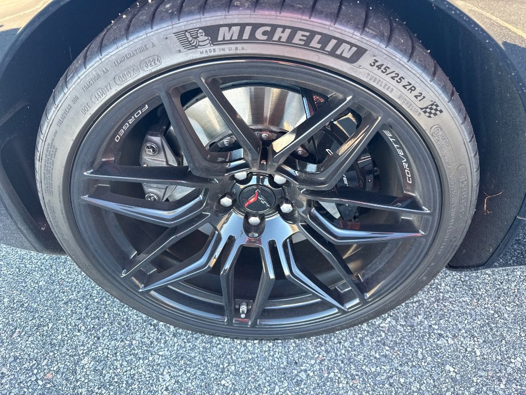 Used 2025 Chevrolet Corvette Z06 w/ Battery Protection Package image 9