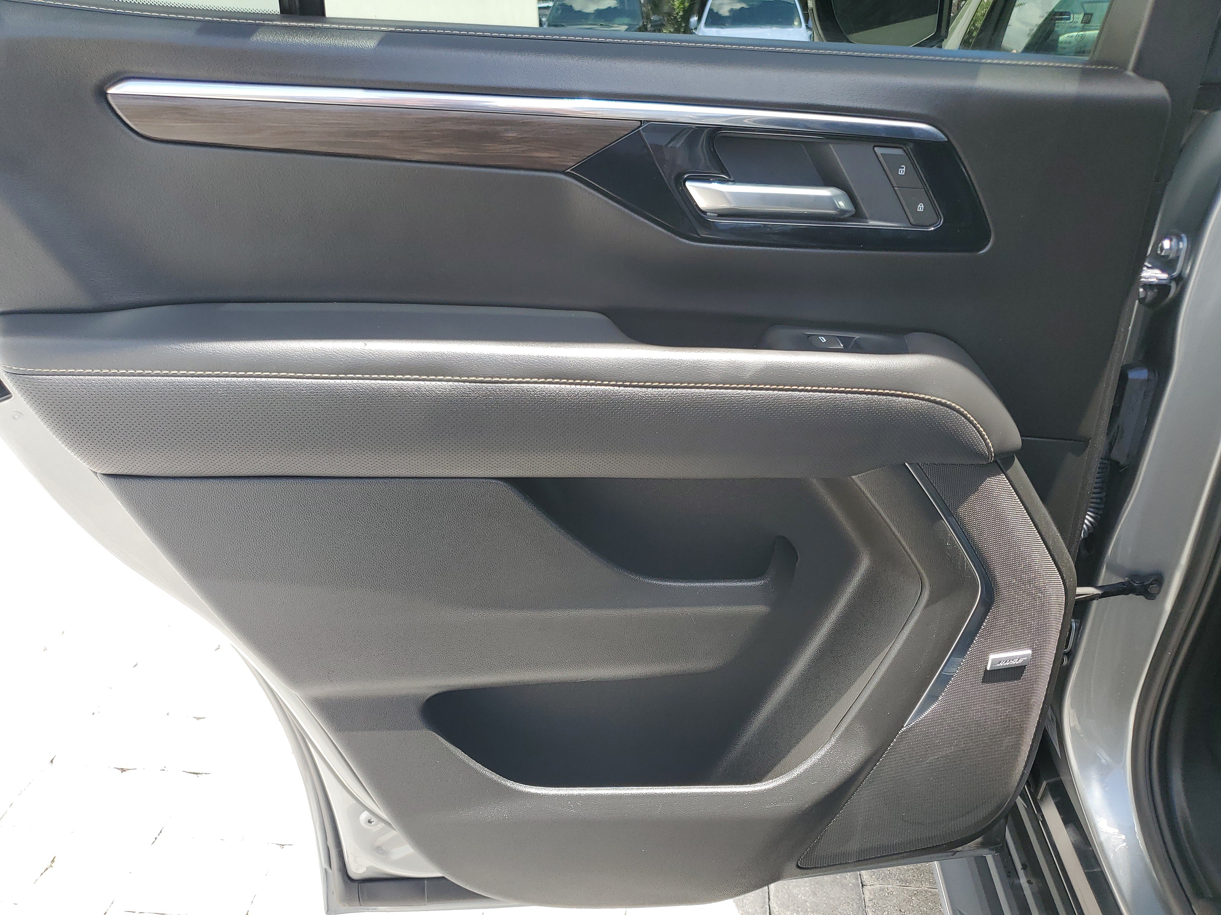 Certified 2025 Chevrolet Tahoe Premier AWD/4WD image 12