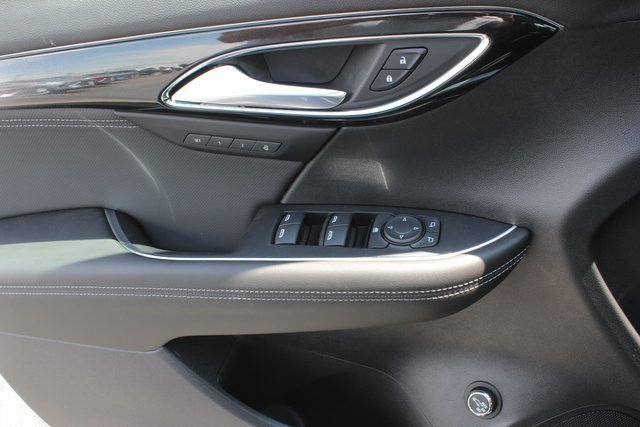 New 2025 Buick Envision Preferred image 17