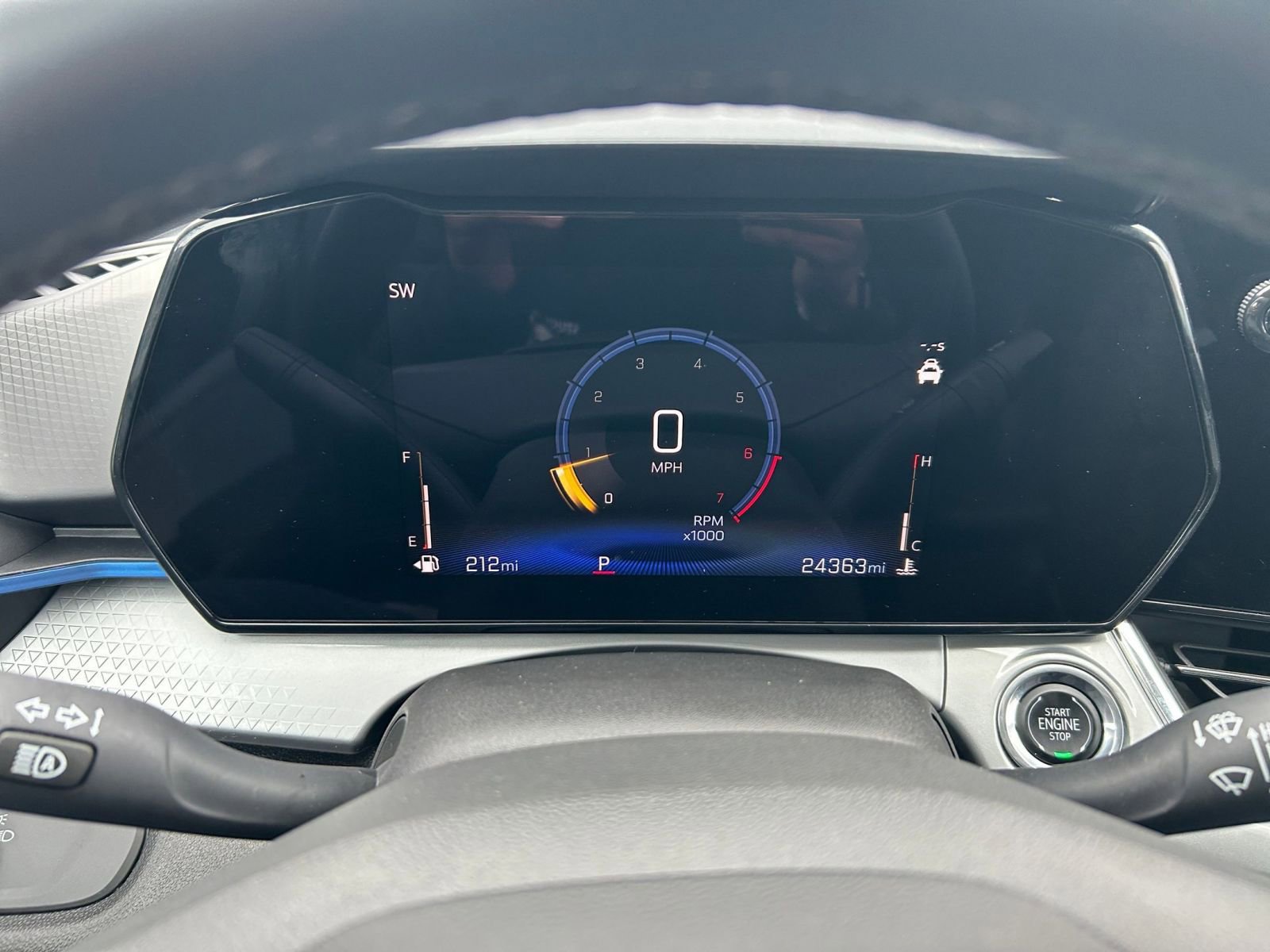 Used 2025 Chevrolet Trax LT w/ LT Convenience Package image 35