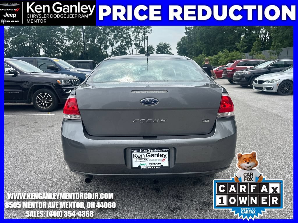 Used 2010 Ford Focus SE FWD image 8