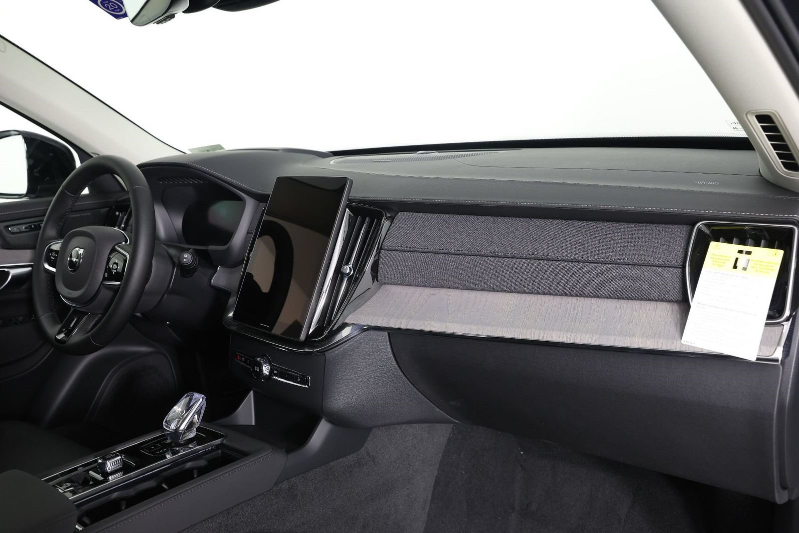 New 2026 Volvo XC90 T8 Ultra AWD/4WD image 9