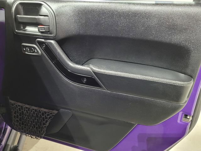 Used 2017 Jeep Wrangler Sahara image 47