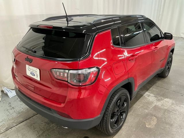 Used 2021 Jeep Compass Latitude image 3