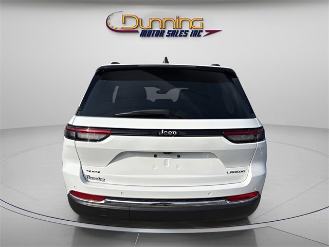 Used 2023 Jeep Grand Cherokee Laredo w/ Luxury Tech Group I image 3