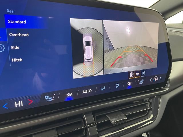 New 2026 Chevrolet Equinox EV RS image 7