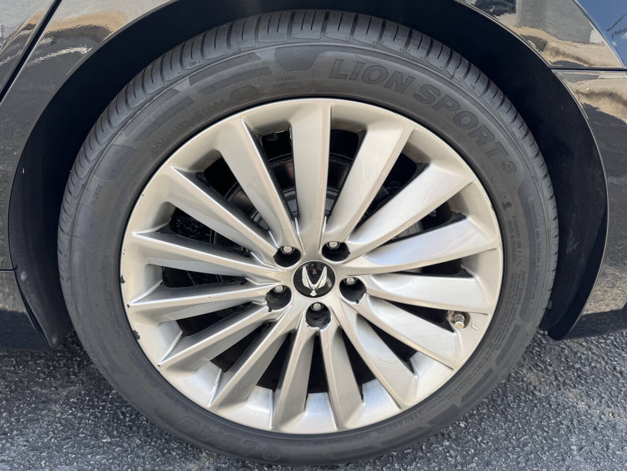 Used 2016 Hyundai Equus Signature RWD image 20