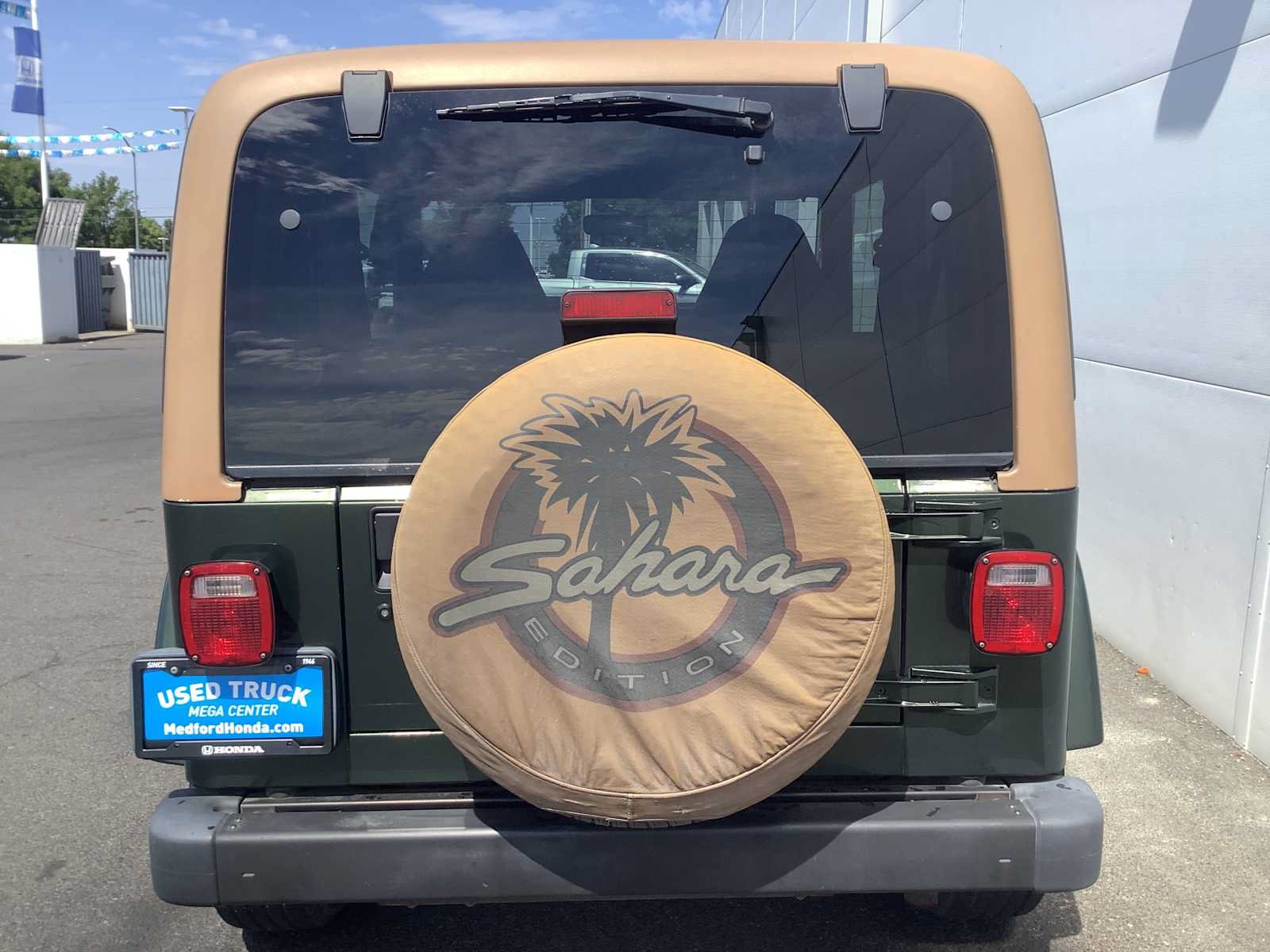 Used 1997 Jeep Wrangler Sahara AWD/4WD image 5