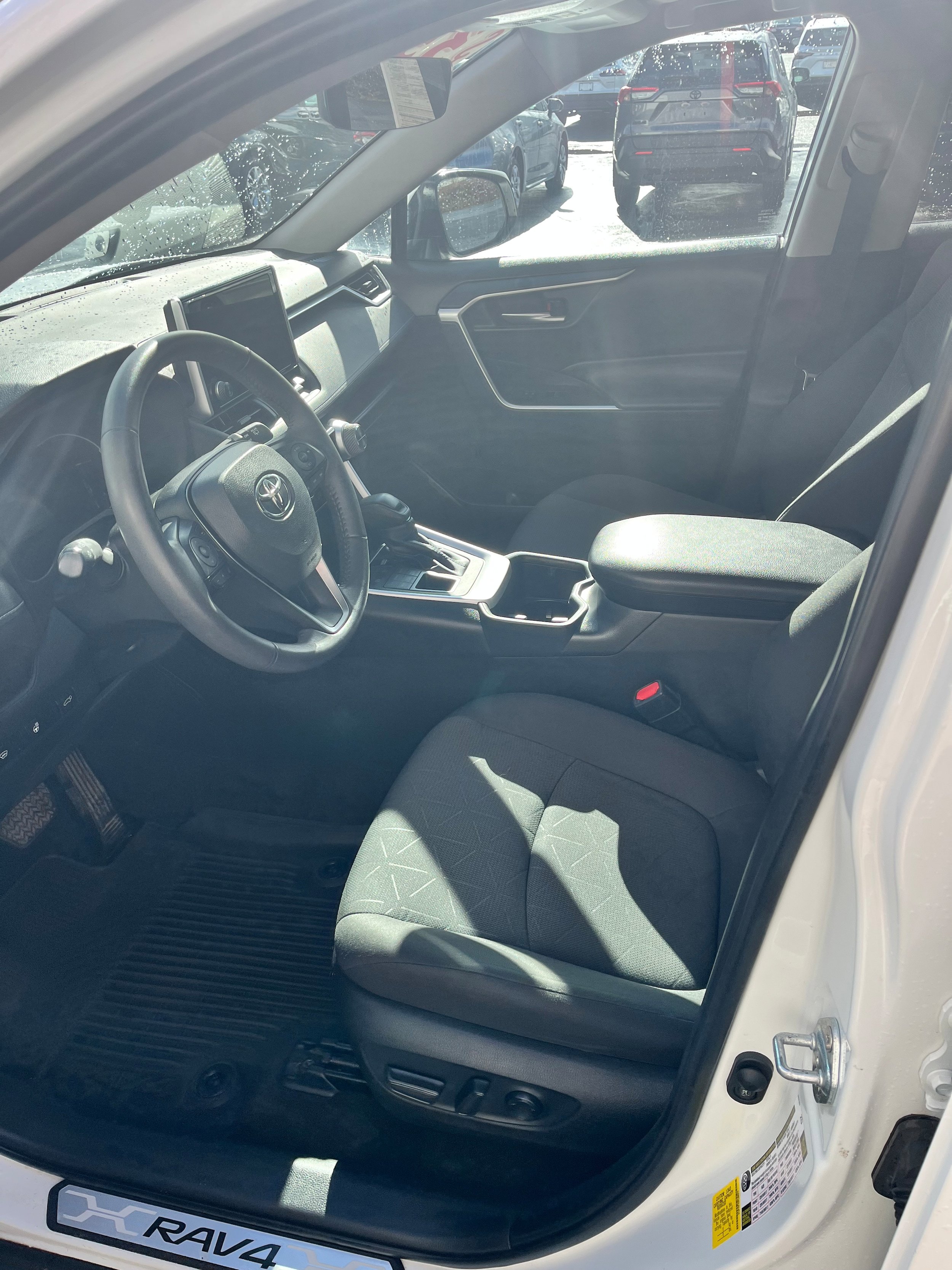Used 2023 Toyota RAV4 XLE w/ Convenience Package AWD/4WD image 6