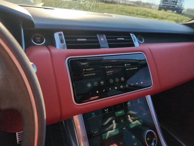 Used 2022 Land Rover Range Rover Sport HST image 19