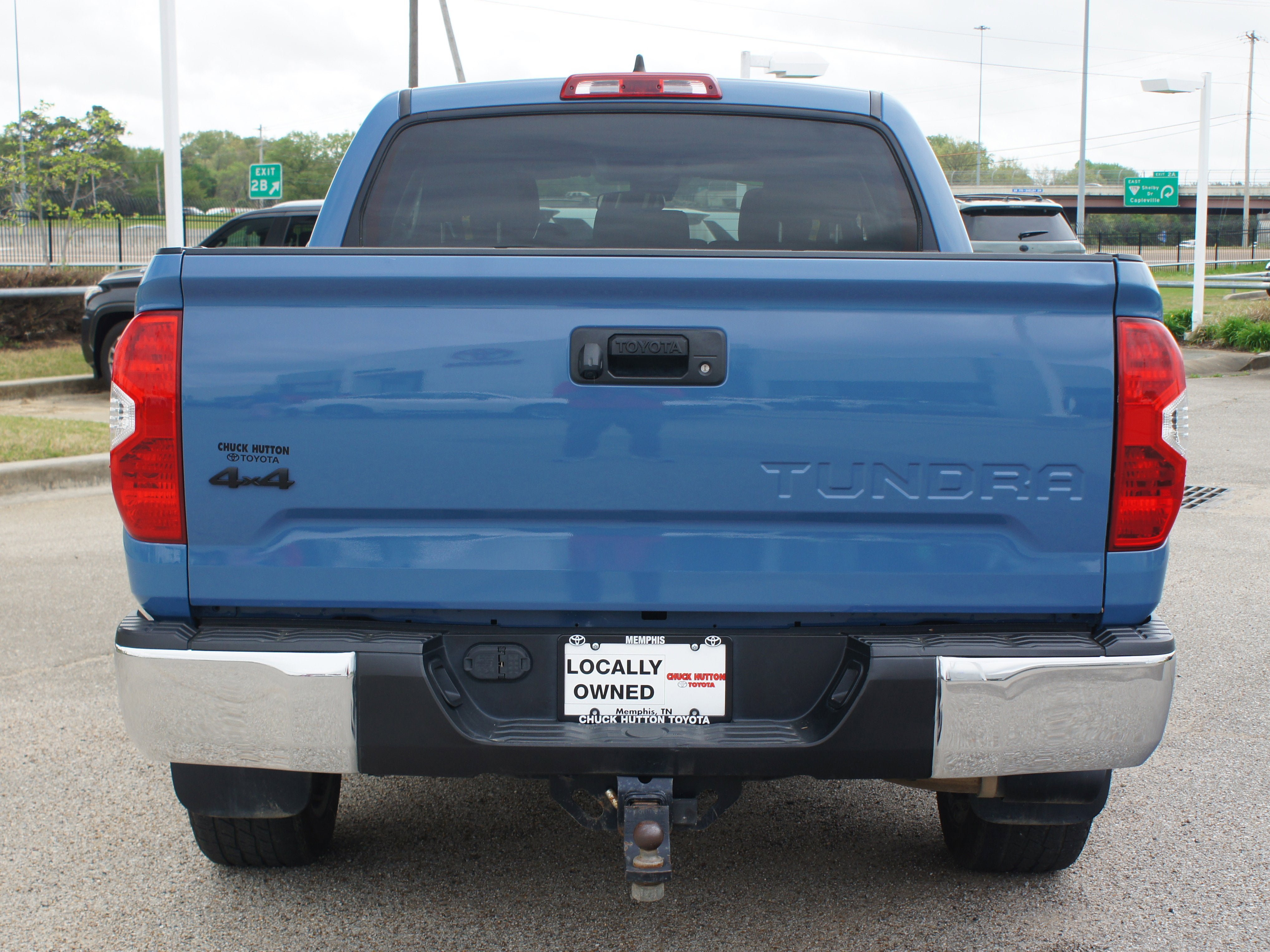 Used 2021 Toyota Tundra SR5 w/ SR5 Upgrade Package AWD/4WD image 3