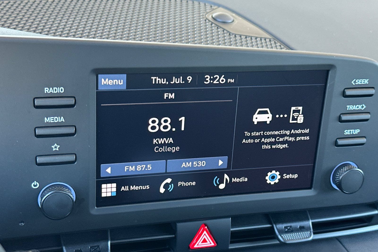 New 2026 Hyundai Elantra Sport FWD image 16