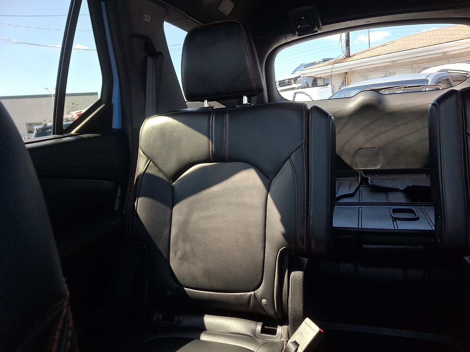 Used 2023 Honda Pilot TrailSport image 14