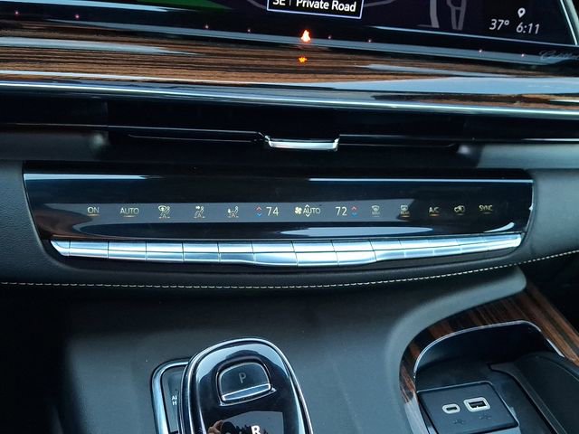 Certified 2022 Cadillac Escalade Premium Luxury image 21