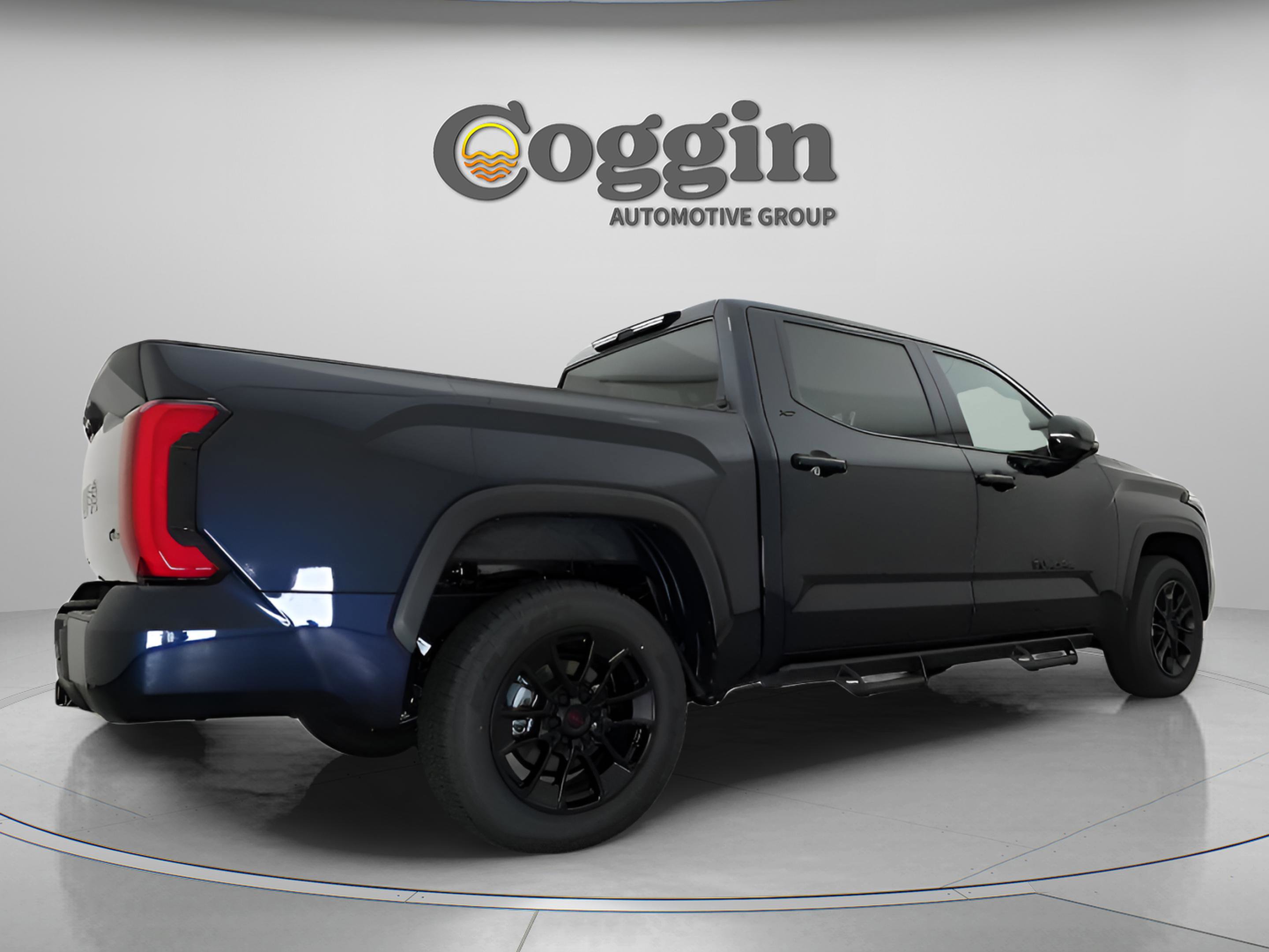 New 2026 Toyota Tundra SR5 AWD/4WD image 18