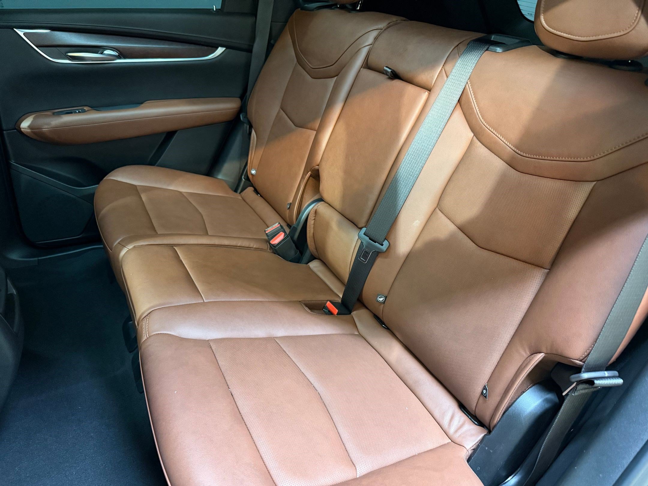 Certified 2022 Cadillac XT5 Premium Luxury w/ Technology Package image 44