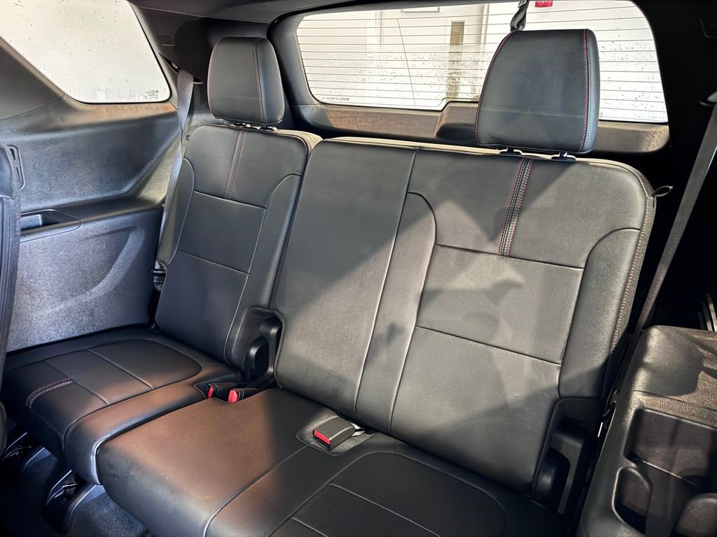 Certified 2023 Chevrolet Traverse RS image 11
