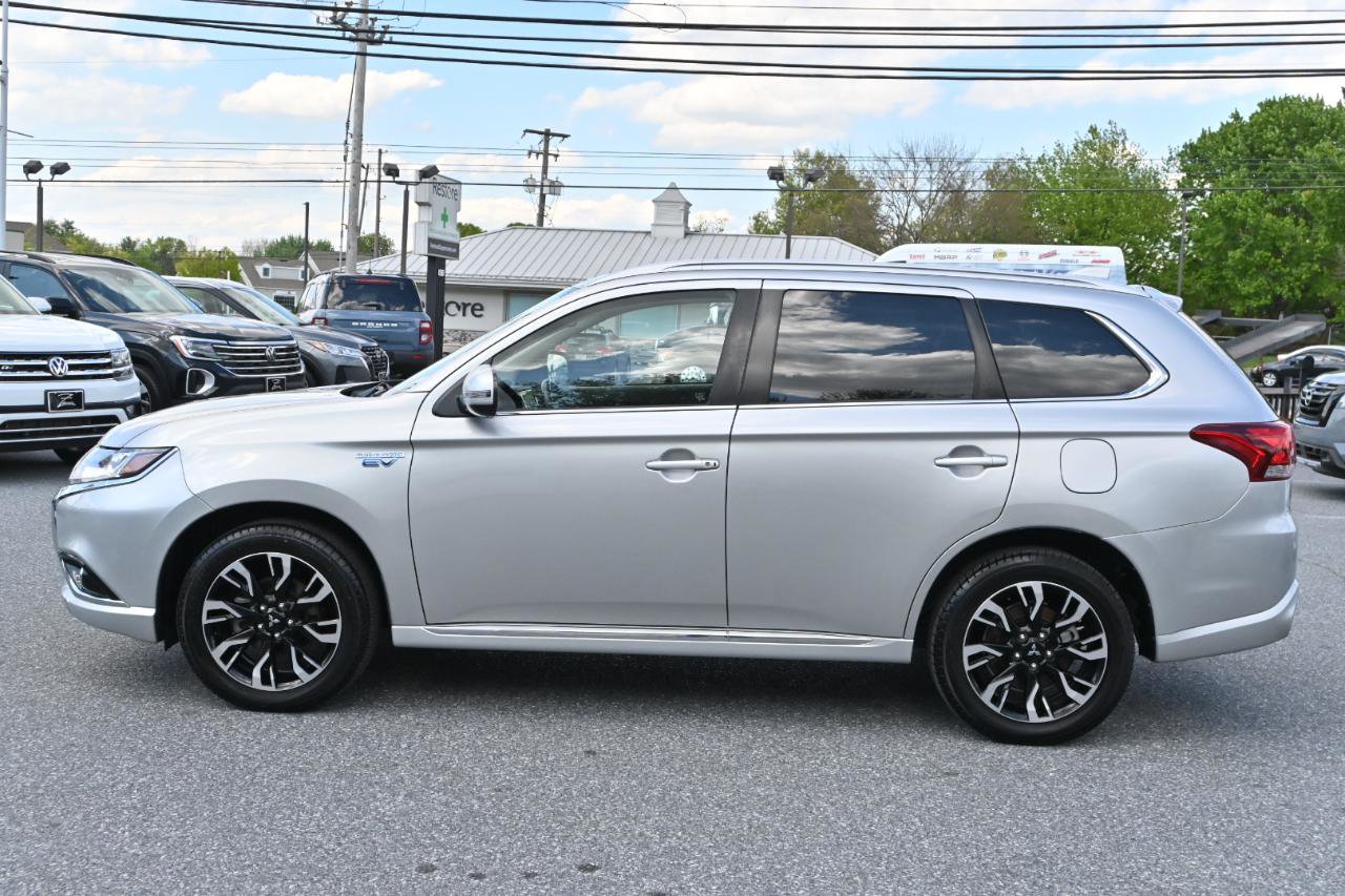Used 2018 Mitsubishi Outlander SEL AWD/4WD image 8