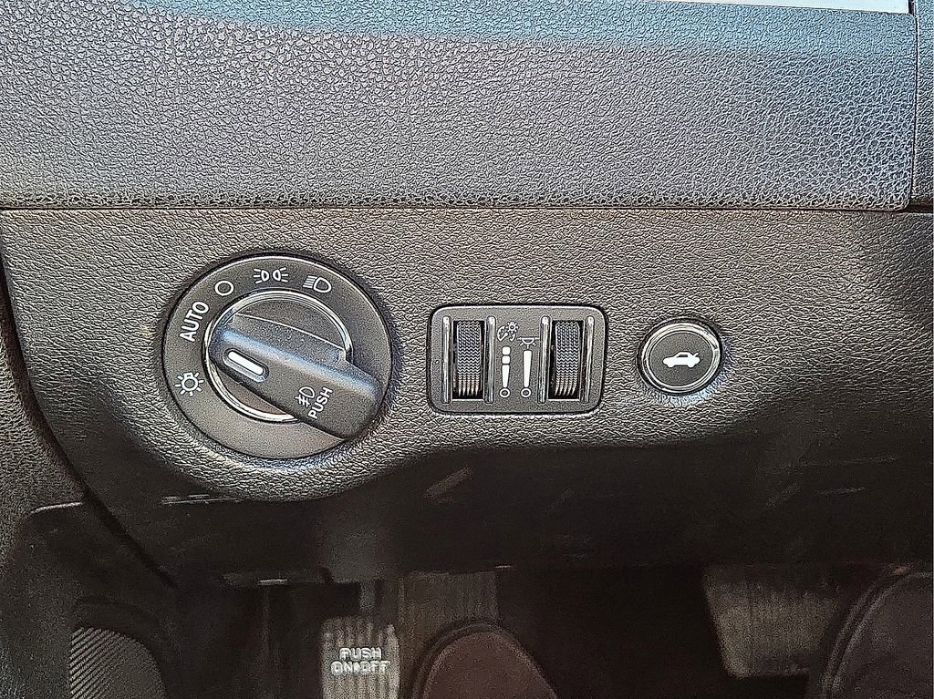 Used 2023 Chrysler 300 S image 24