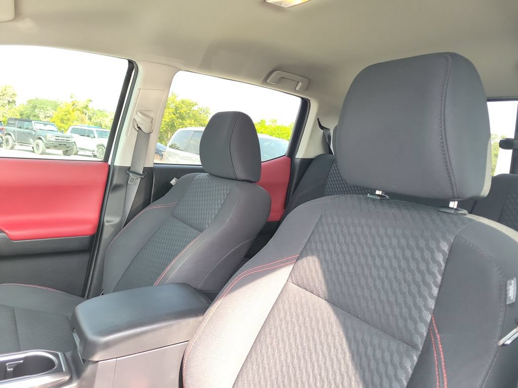 Used 2023 Toyota Tacoma SR5 w/ SR5 Appearance Package RWD image 21