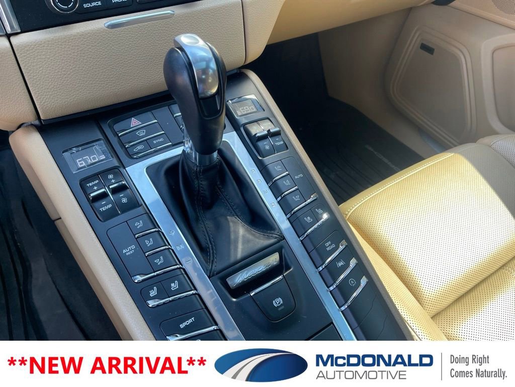 Used 2017 Porsche Macan S AWD/4WD image 10