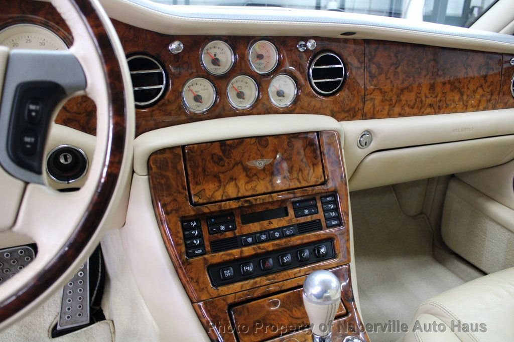Used 2004 Bentley Arnage T image 27