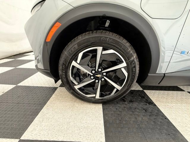 New 2026 Chevrolet Equinox EV LT FWD image 10