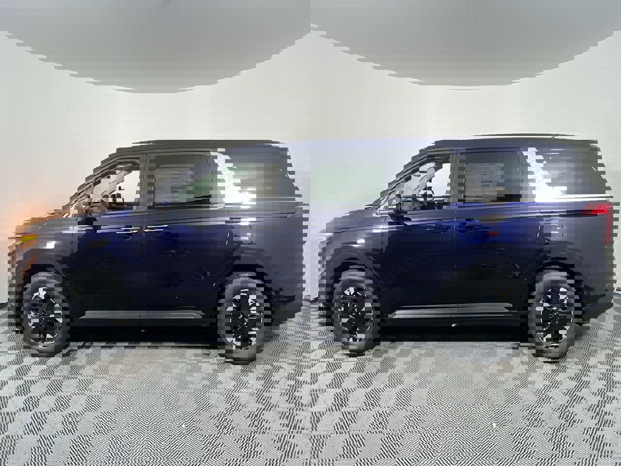 New 2026 Kia Carnival LXS image 8