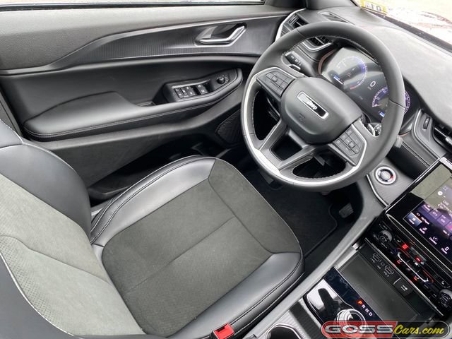 New 2025 Jeep Grand Cherokee L Altitude AWD/4WD image 22