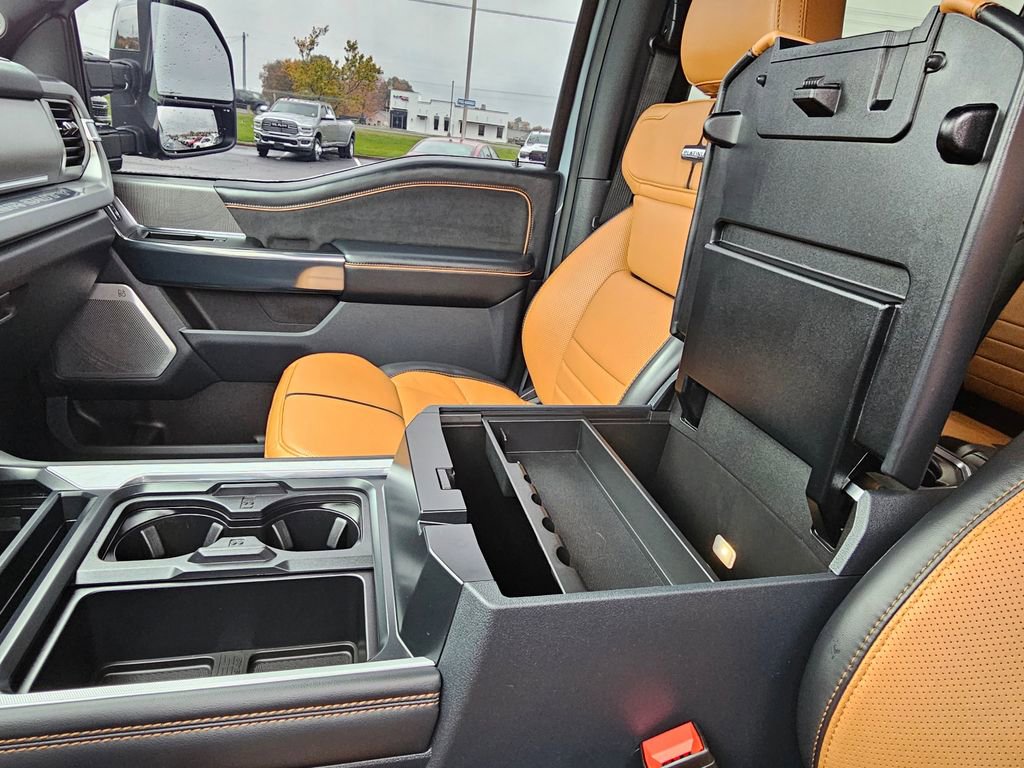 Used 2024 Ford F450 Platinum w/ FX4 Off-Road Package image 25