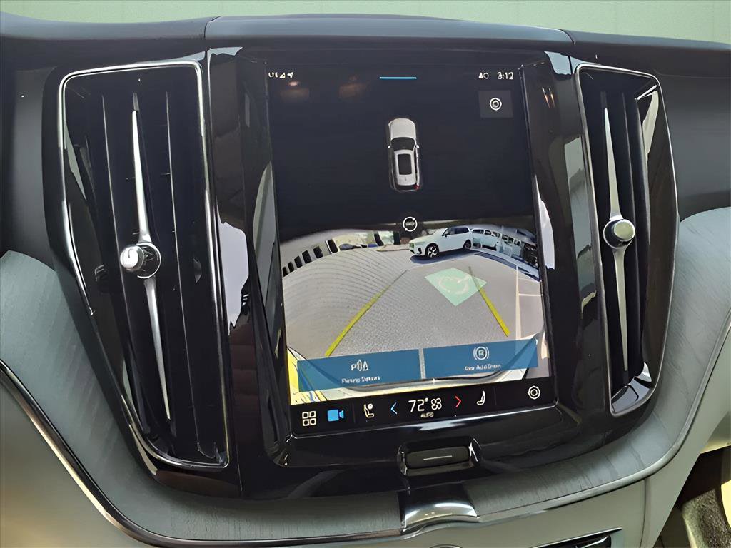 Used 2025 Volvo XC60 T8 Plus w/ Protection Package Premier image 11