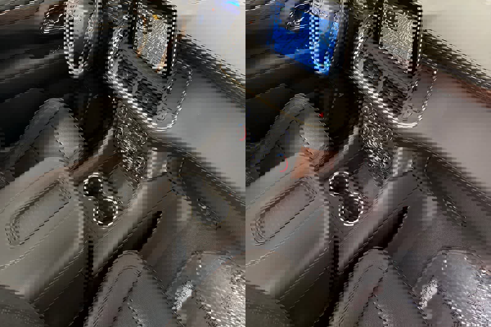 Used 2022 Chevrolet Tahoe High Country AWD/4WD image 16