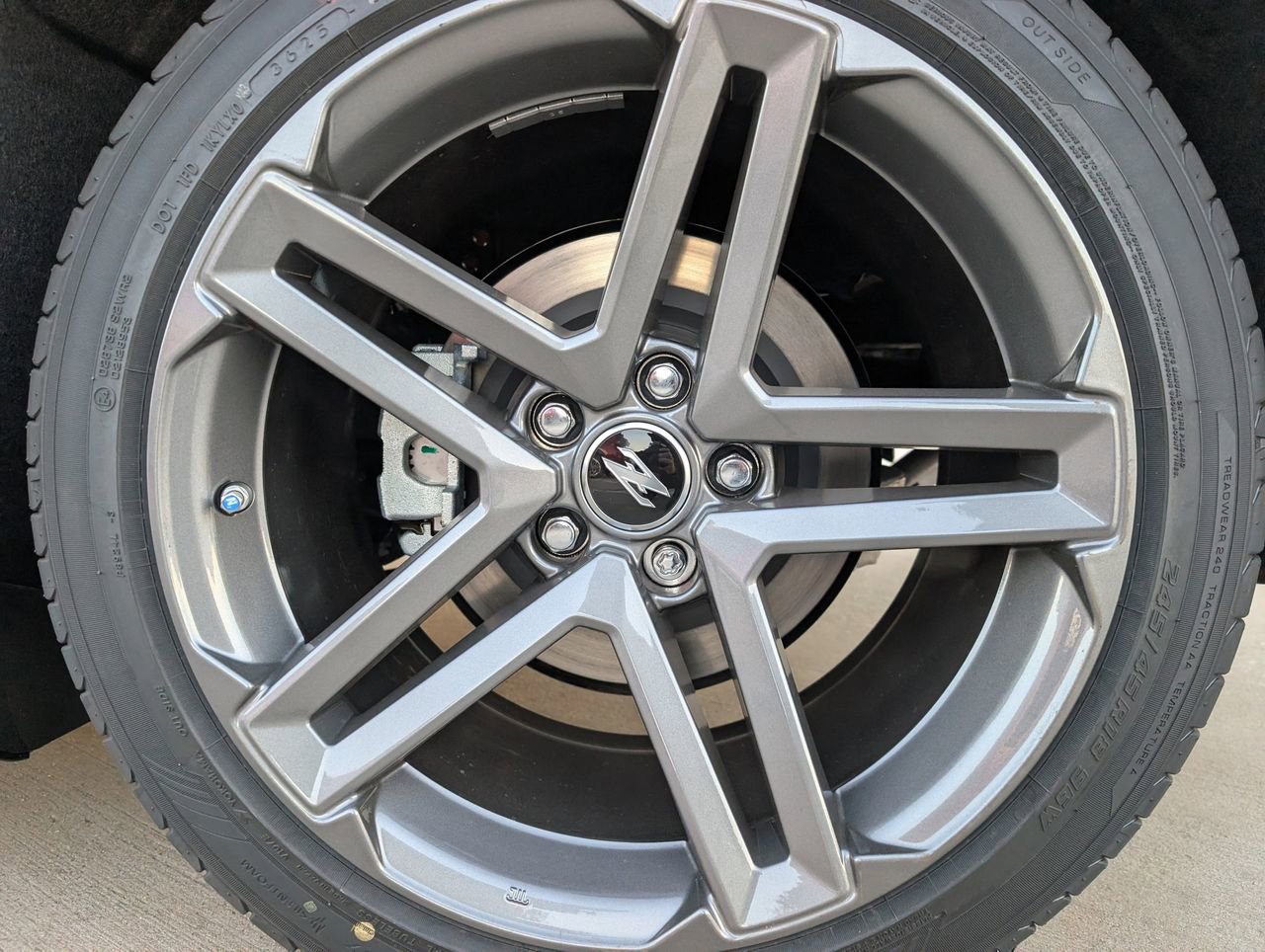 New 2026 Nissan Z Sport w/ Floor Mat Package RWD image 6